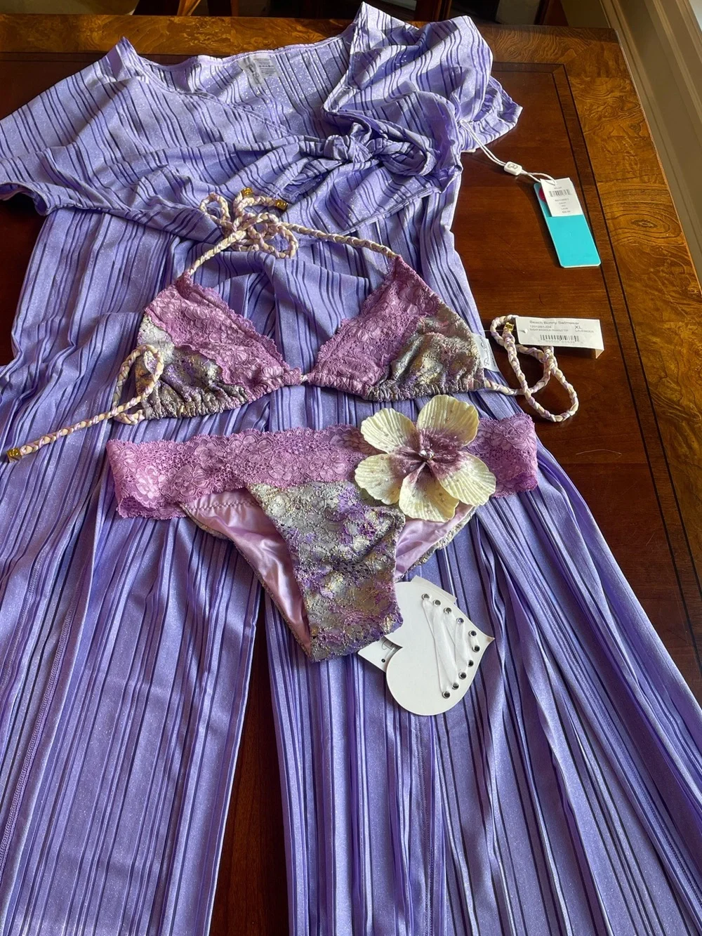 NWT beach bunny coverup size M and matching bikini set size XL - Picture 11 of 16